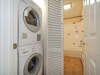2 bed, 1 bath apartment for rent at 20 Union Park Unit 3, South End — photo 5 of 8