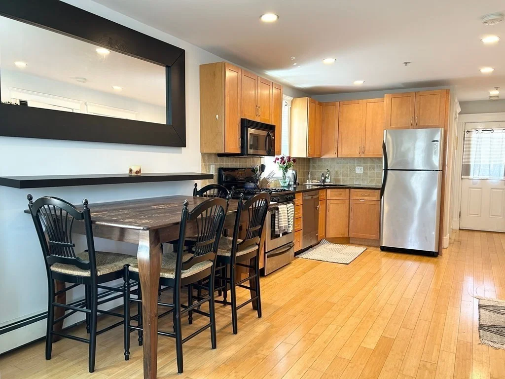 2 bed, 1 bath apartment for rent at 20 Village St Unit 2, Union Square — photo 2 of 12