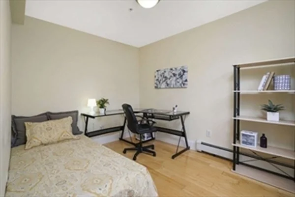 2 bed, 1 bath apartment for rent at 20 Village St Unit 2, Union Square — photo 6 of 12