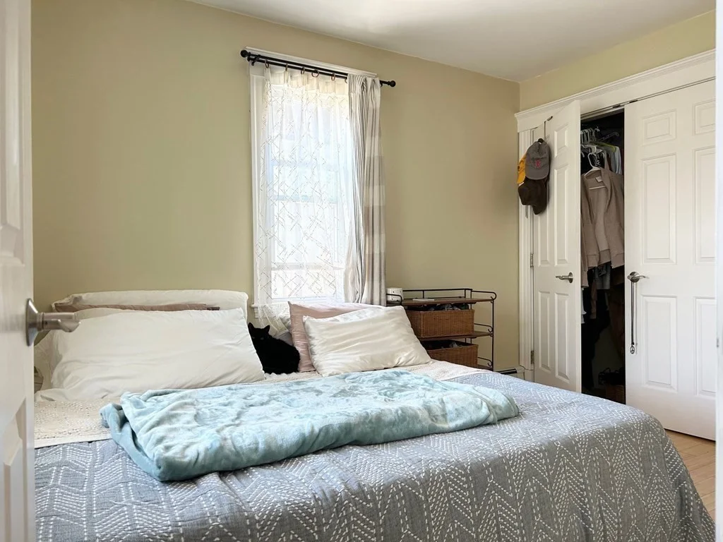 2 bed, 1 bath apartment for rent at 20 Village St Unit 2, Union Square — photo 5 of 12