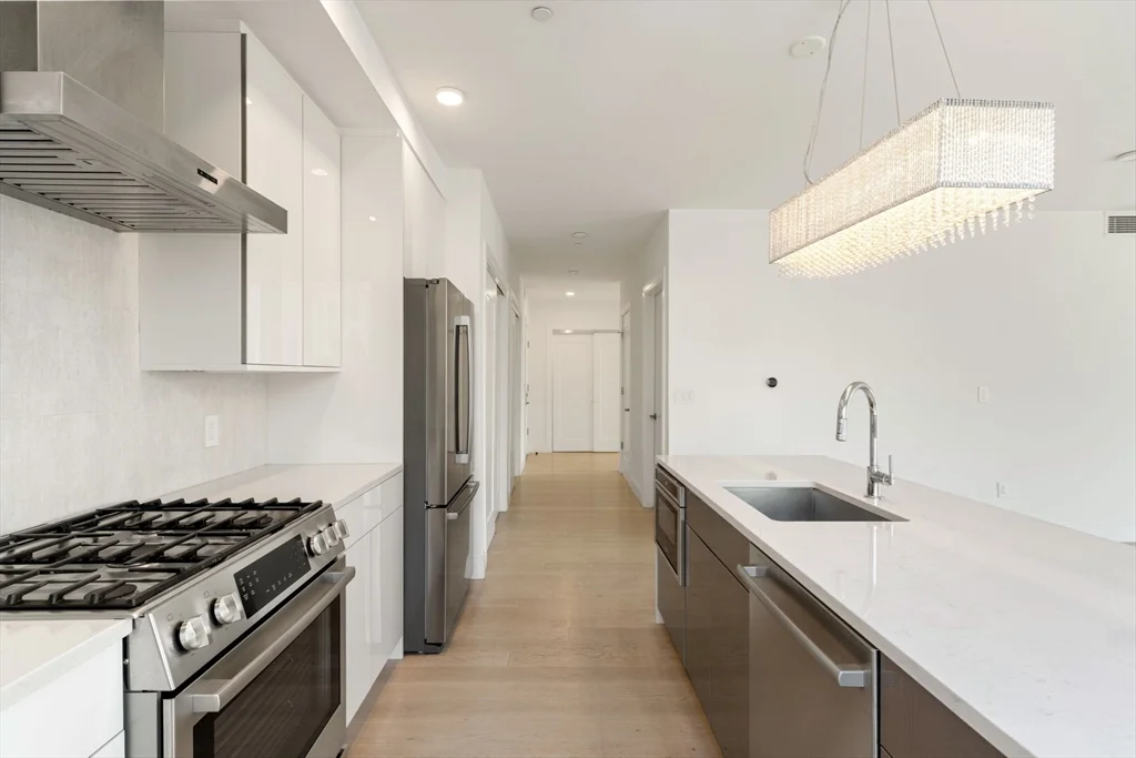 2 bed, 2 bath apartment for rent at 20 West Fifth St Unit 2L, South Boston — photo 2 of 20