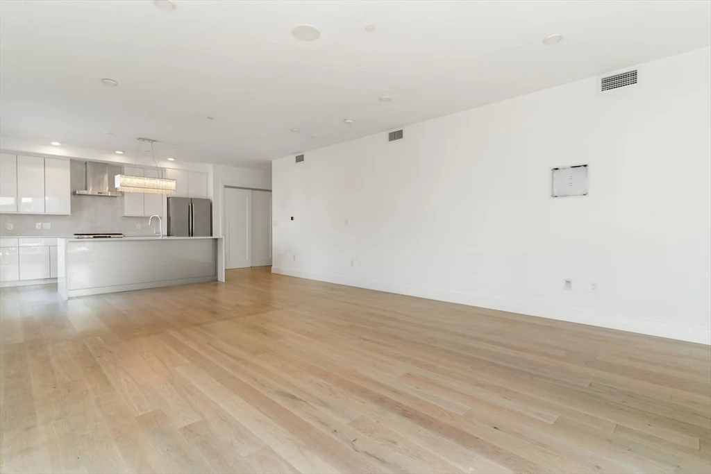 2 bed, 2 bath apartment for rent at 20 West Fifth St Unit 2L, South Boston — photo 5 of 20