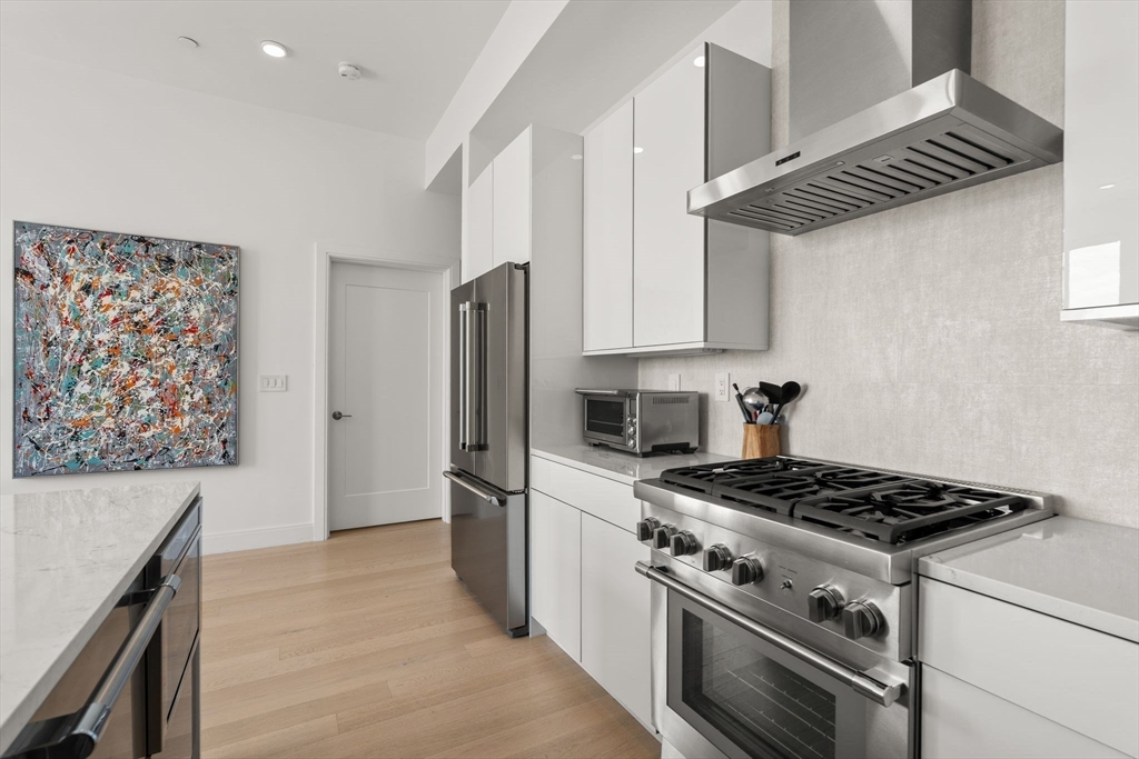 1 bed, 2 bath apartment for rent at 20 West Fifth St Unit 5A, South Boston — photo 3 of 42