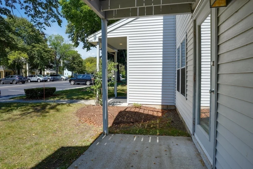 2 bed, 2 bath apartment for rent at 20 Walden Dr Unit 15, Natick — photo 16 of 23
