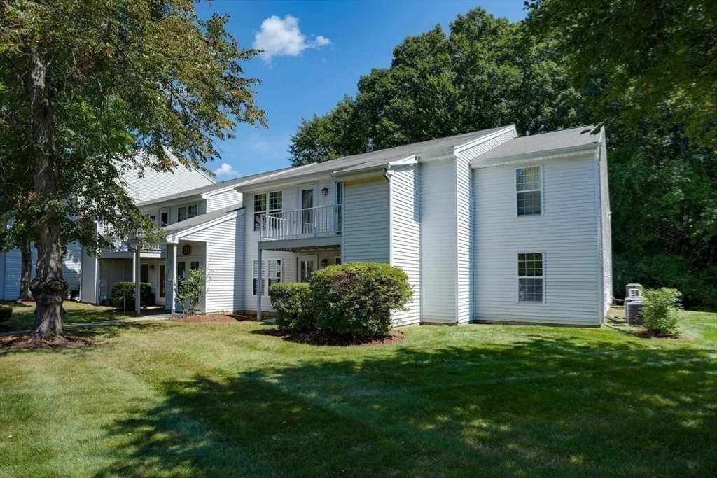 2 bed, 2 bath apartment for rent at 20 Walden Dr Unit 15, Natick — photo 17 of 23