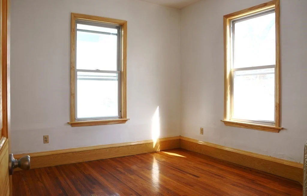 3 bed, 1 bath apartment for rent at 20 Walden Unit 1, Cambridge — photo 4 of 10