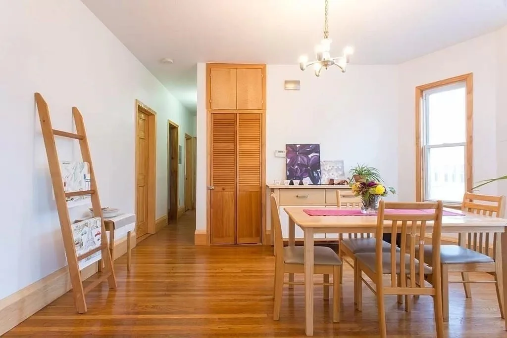 3 bed, 1 bath apartment for rent at 20 Walden Unit 2, Porter Square
