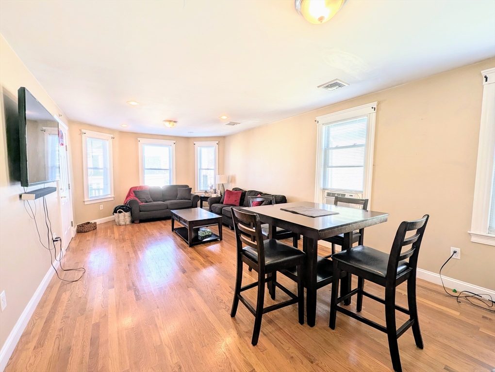 2 bed, 1 bath apartment for rent at 20 Warren St Unit 3, Peabody — photo 8 of 14