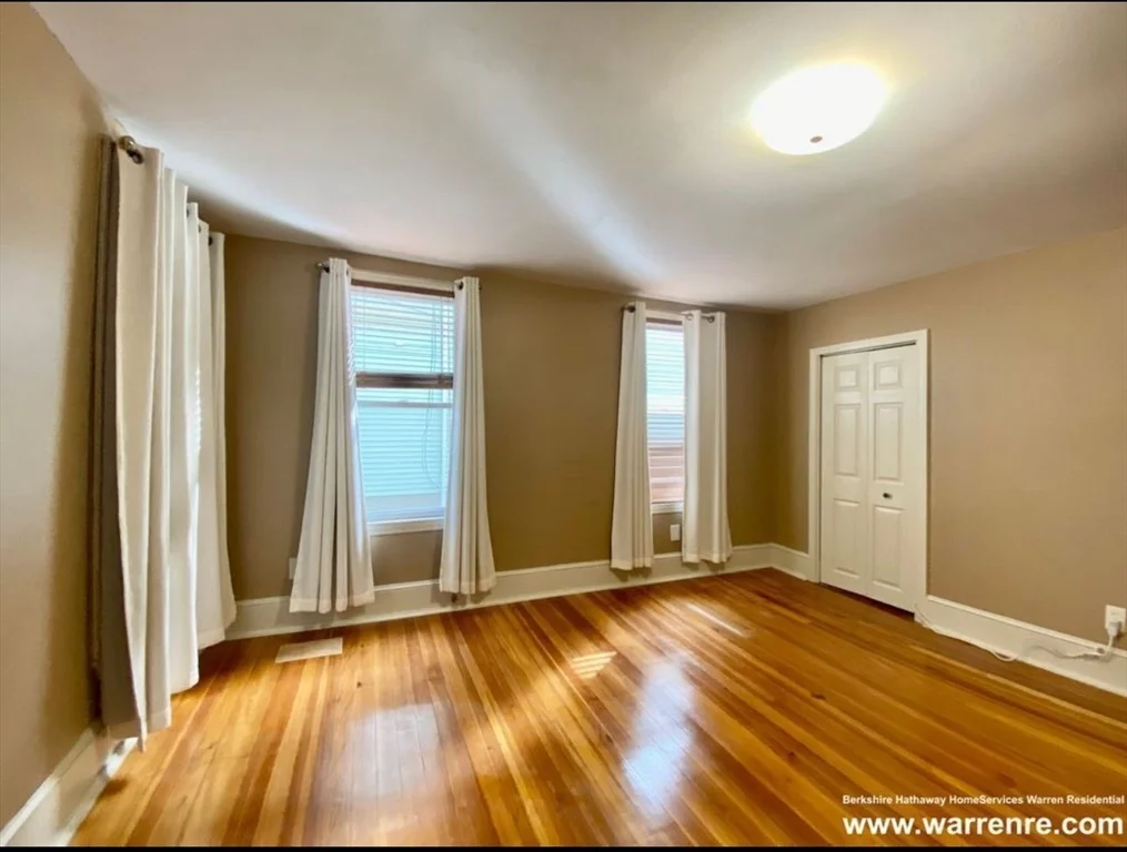 3 bed, 1 bath apartment for rent at 20 Webster St Unit 1, East Somerville — photo 5 of 18