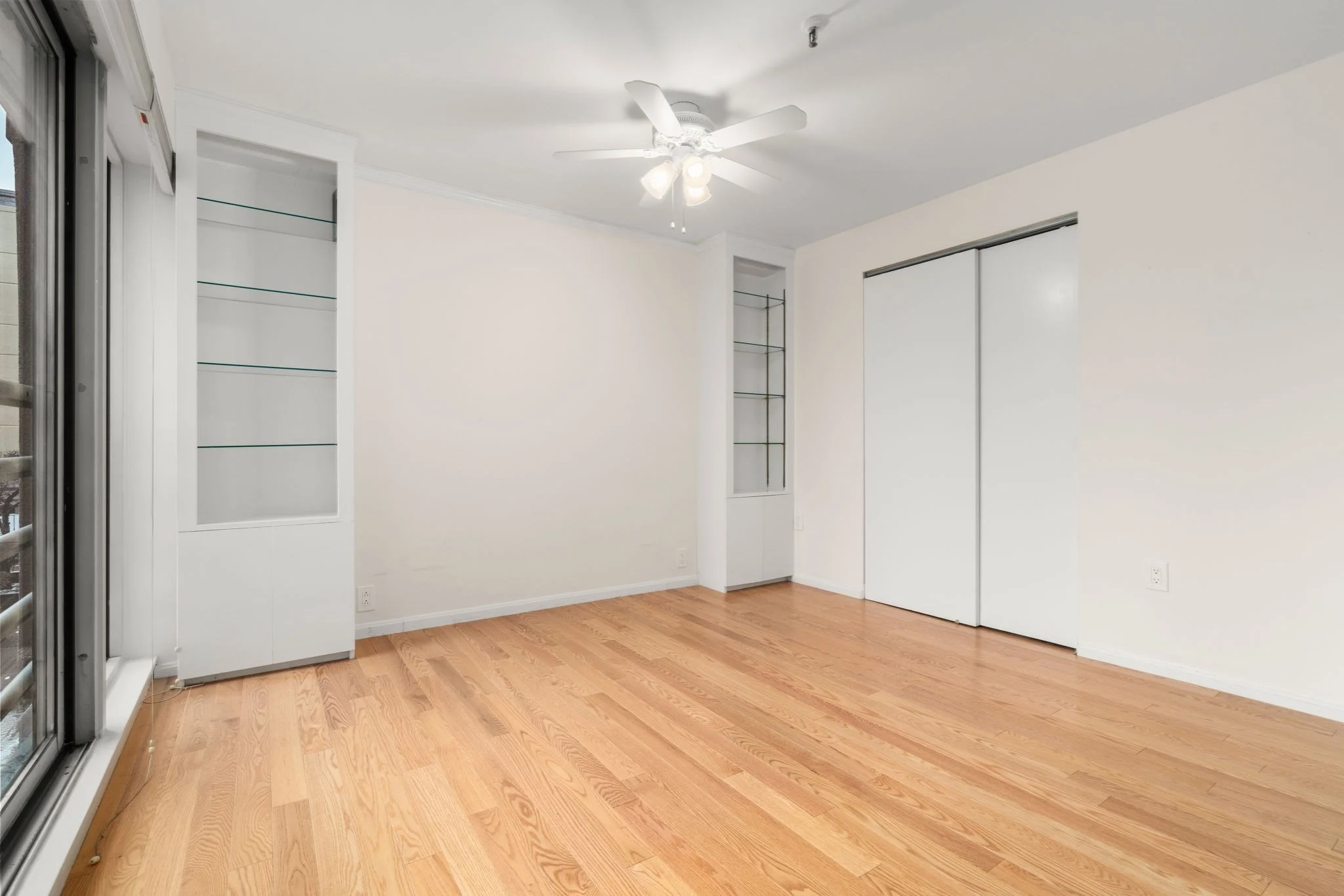 1 bed, 1 bath apartment for rent at 20 Webster St Unit 201, Coolidge Corner — photo 5 of 24