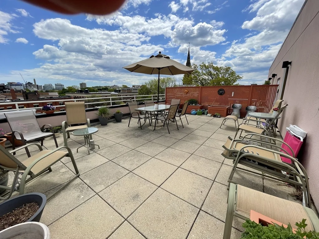 2 bed, 2 bath apartment for rent at 20 Webster St Unit 409, Coolidge Corner — photo 13 of 15