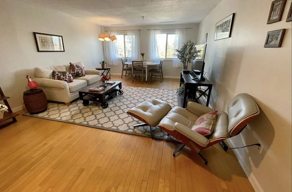 2 bed, 2 bath apartment for rent at 20 Webster St Unit 409, Coolidge Corner — photo 5 of 15