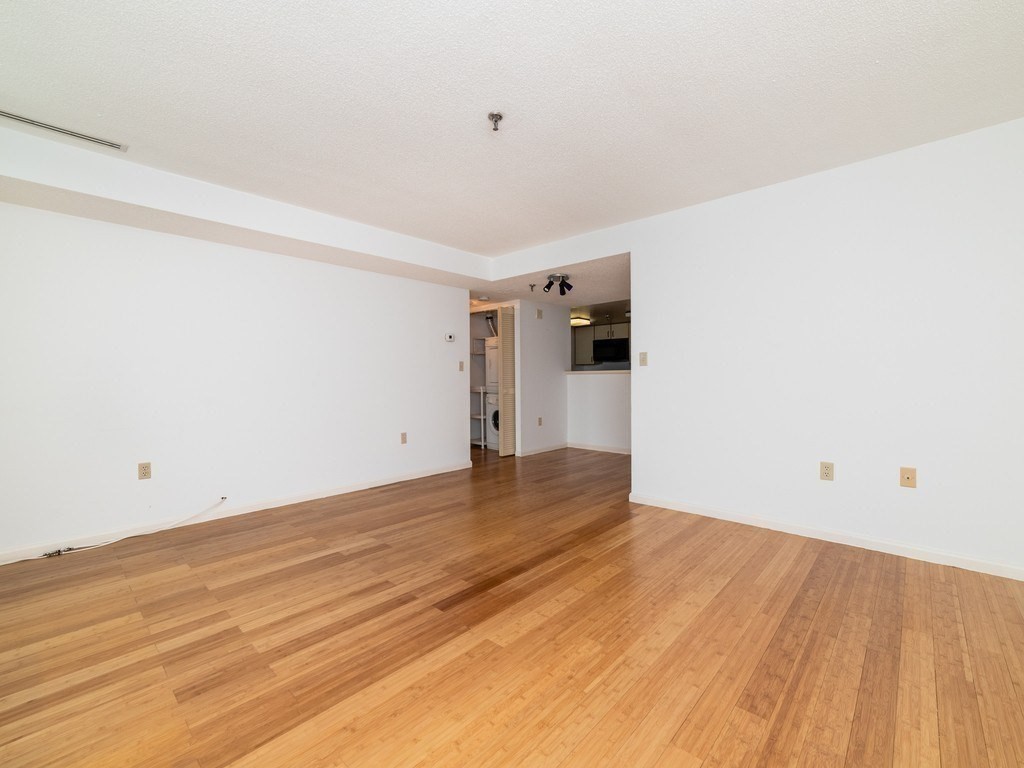 1 bed, 1 bath apartment for rent at 20 Webster St Unit 410, Coolidge Corner — photo 1 of 11