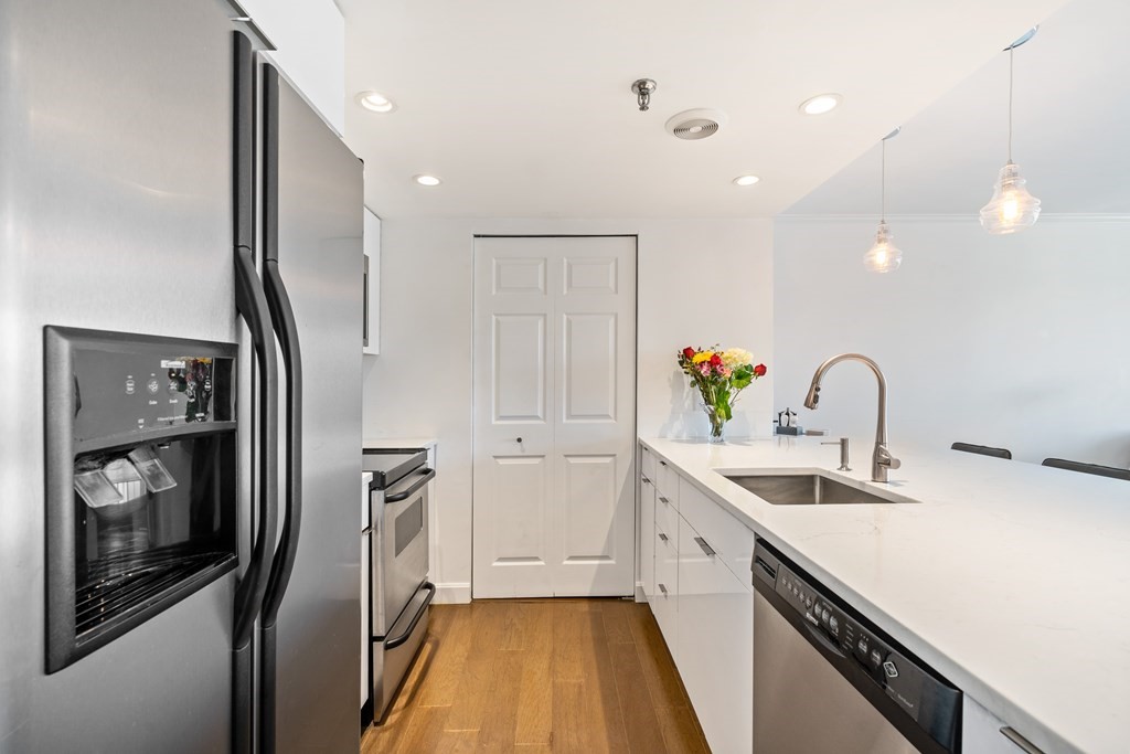 2 bed, 1.5 bath apartment for rent at 20 Webster St Unit 509, Coolidge Corner — photo 6 of 28