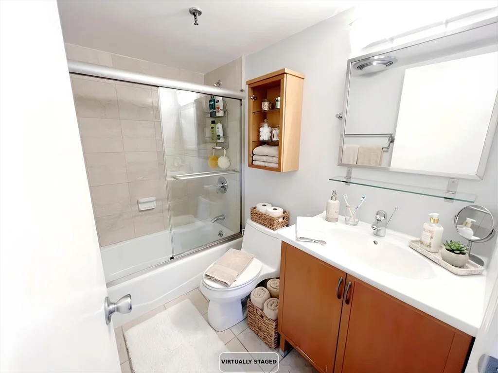 2 bed, 2 bath apartment for rent at 20 Webster St Unit 702, Coolidge Corner — photo 15 of 40