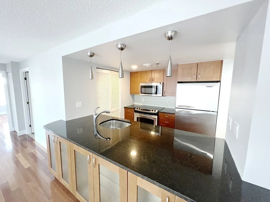 2 bed, 2 bath apartment for rent at 20 Webster St Unit 702, Coolidge Corner — photo 8 of 40