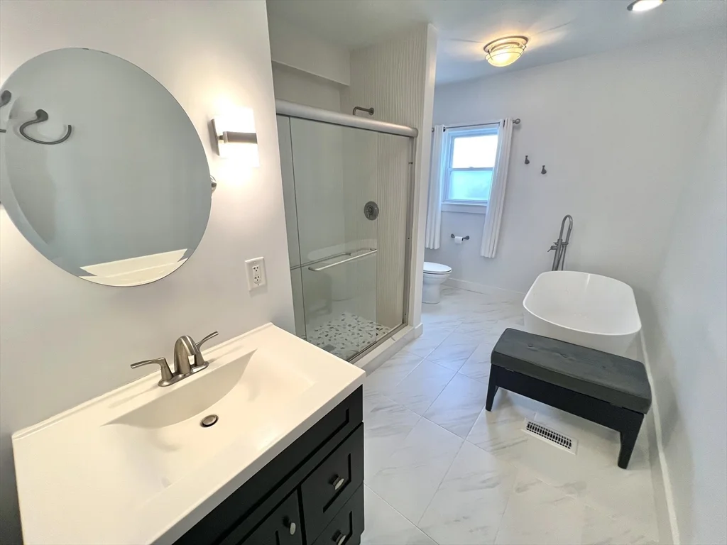 2 bed, 1 bath apartment for rent at 20 Wells Ave Unit 1, Watertown — photo 13 of 27