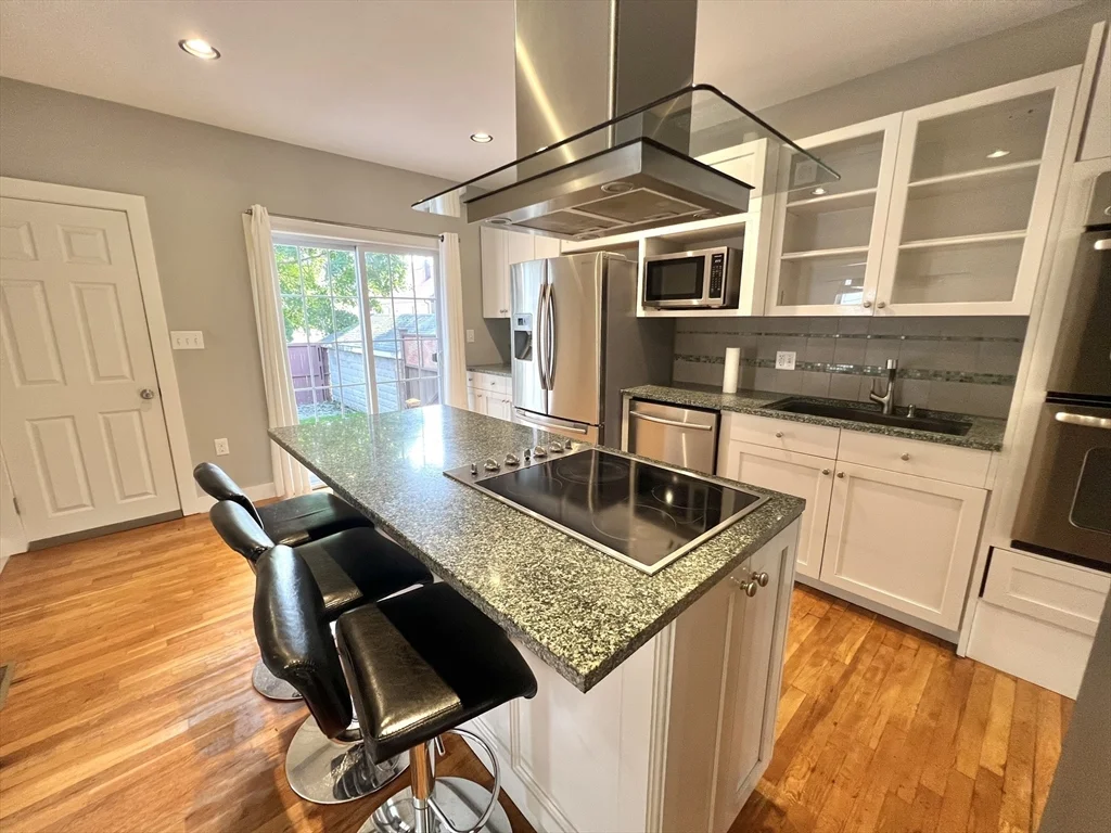 2 bed, 1 bath apartment for rent at 20 Wells Ave Unit 1, Watertown — photo 3 of 27