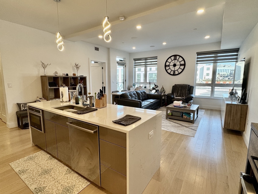 2 bed, 2 bath apartment for rent at 20 West Fifth St Unit 4F, South Boston — photo 3 of 38