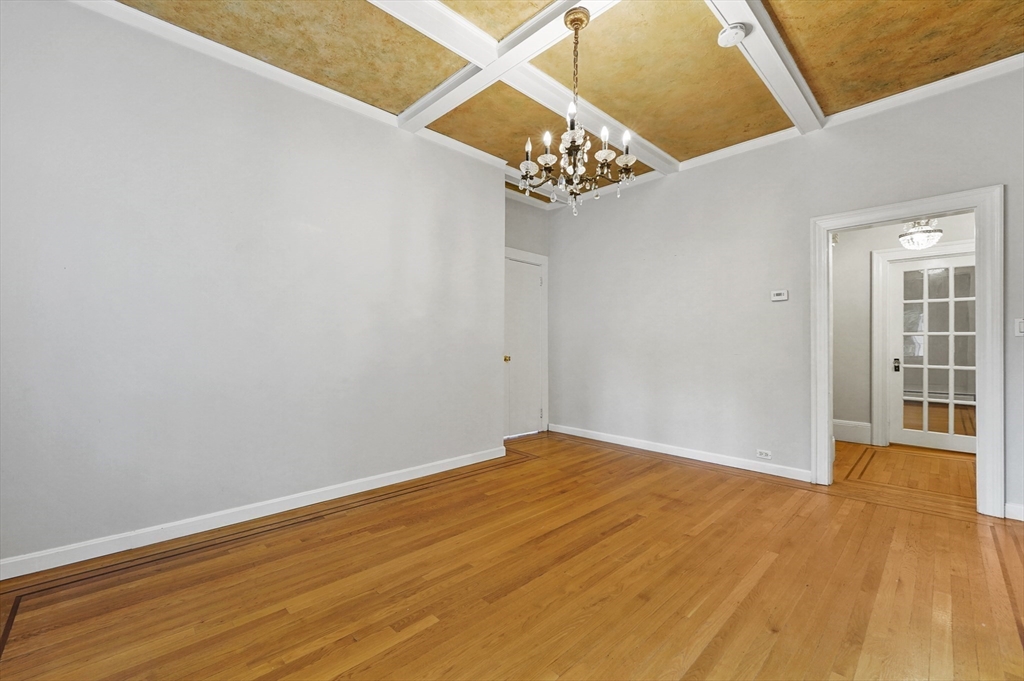 2 bed, 1 bath apartment for rent at 20 Willow St Unit 1, Newton — photo 8 of 12