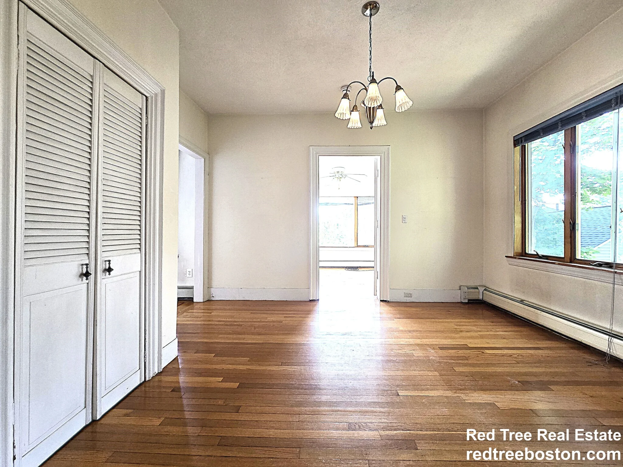 2 bed, 1 bath apartment for rent at 20 Willow St Unit 2, Newton Centre — photo 2 of 10