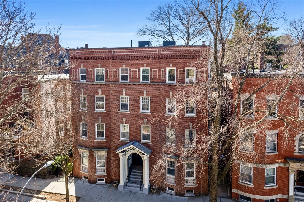 3 bed, 2 bath apartment for rent at 20 Winchester St Unit 8, Brookline — photo 21 of 22