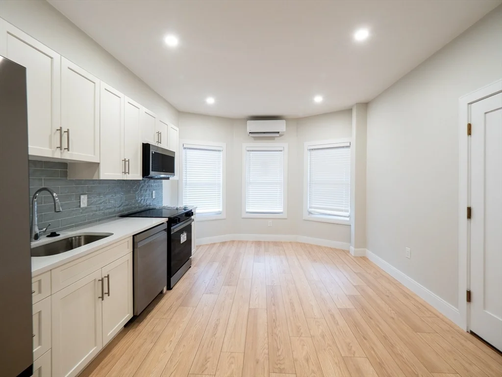 1 bed, 1 bath apartment for rent at 20 Winslow Rd Unit 1, Coolidge Corner — photo 1 of 11