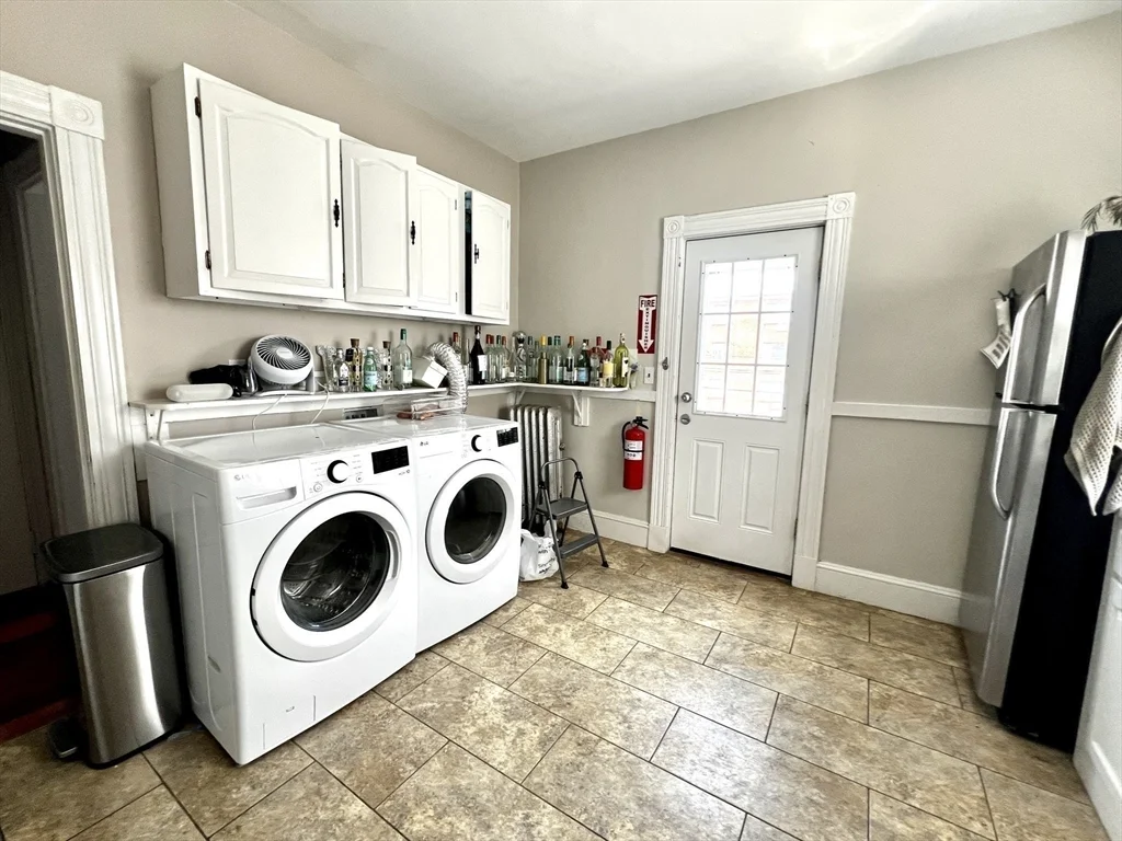 3 bed, 1 bath apartment for rent at 20 Winslow Rd Unit 2, North Brookline — photo 4 of 13