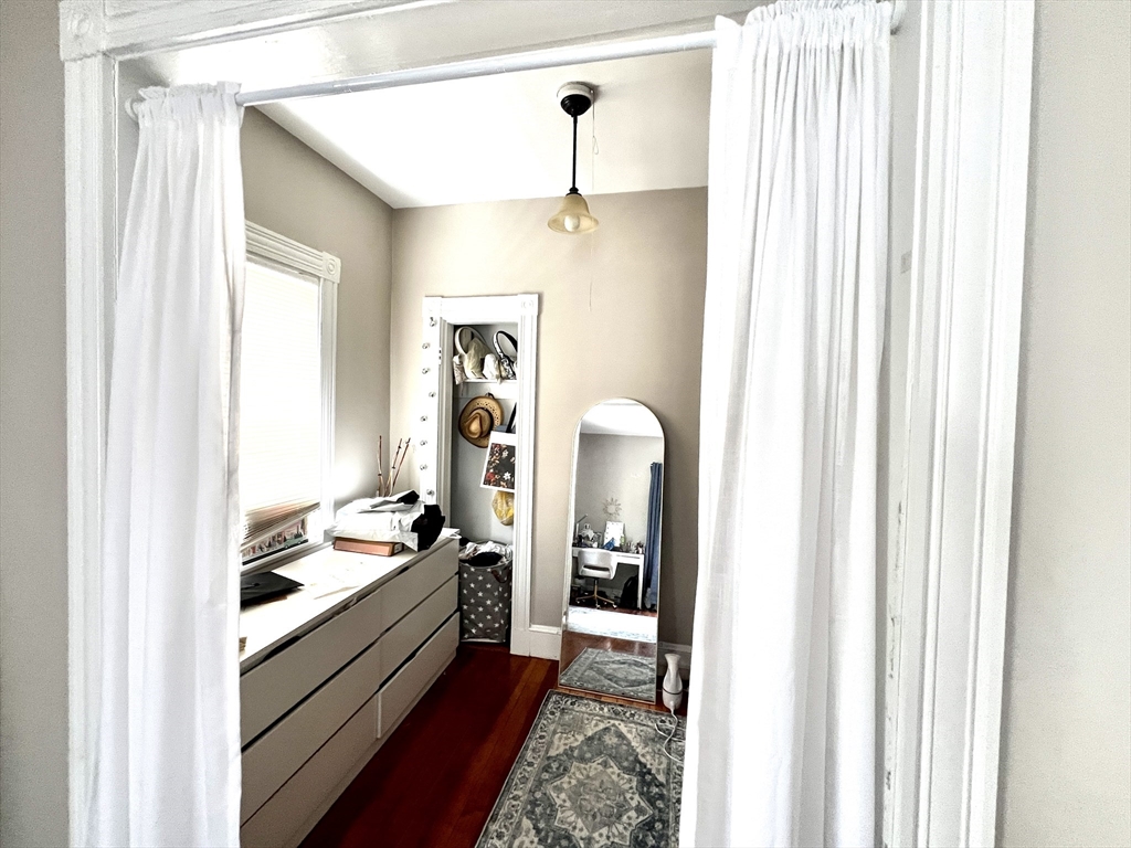 3 bed, 1 bath apartment for rent at 20 Winslow Rd Unit 2M, North Brookline — photo 7 of 12