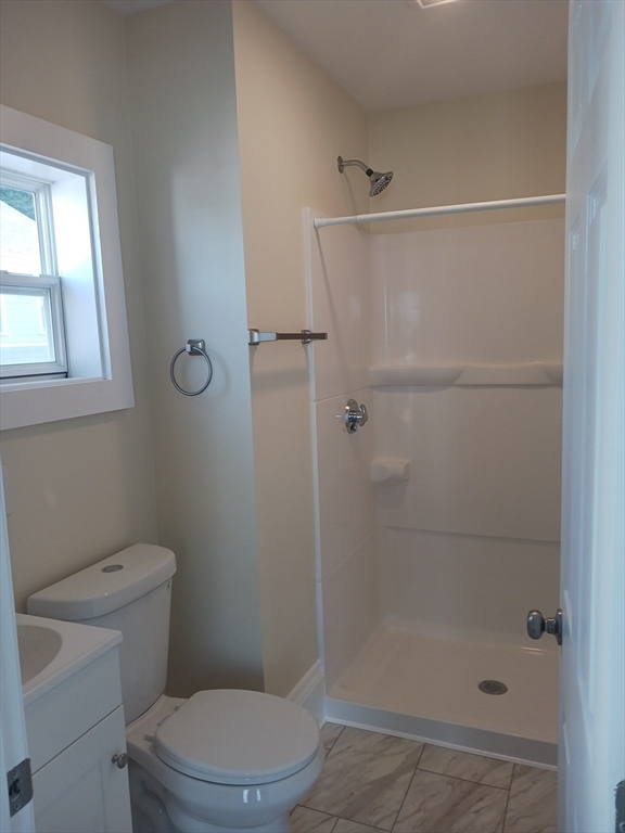 1 bed, 1 bath apartment for rent at 20 Winslow St Unit 4, Plymouth — photo 7 of 8