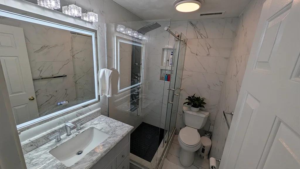 3 bed, 2 bath apartment for rent at 20 Winterberry Way, Bedford — photo 34 of 41