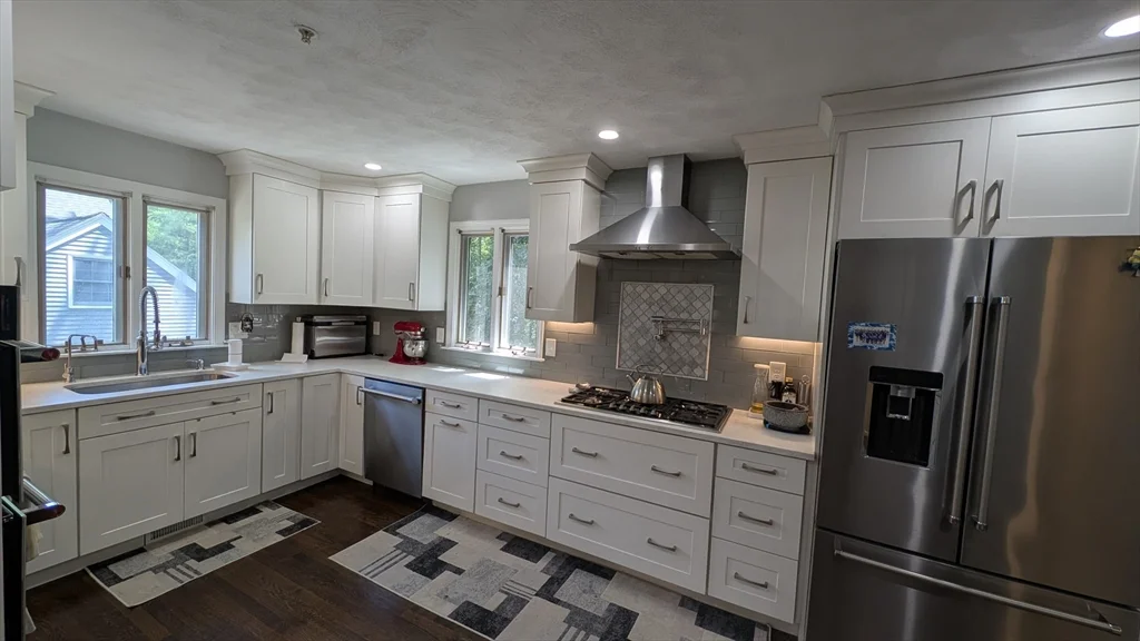 3 bed, 2 bath apartment for rent at 20 Winterberry Way, Bedford — photo 15 of 41
