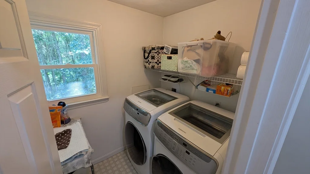 3 bed, 2 bath apartment for rent at 20 Winterberry Way, Bedford — photo 24 of 41