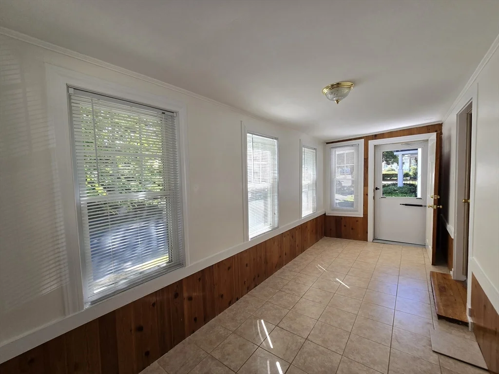 2 bed, 1 bath apartment for rent at 20 Winthrop Park Unit 20, Quincy — photo 17 of 22