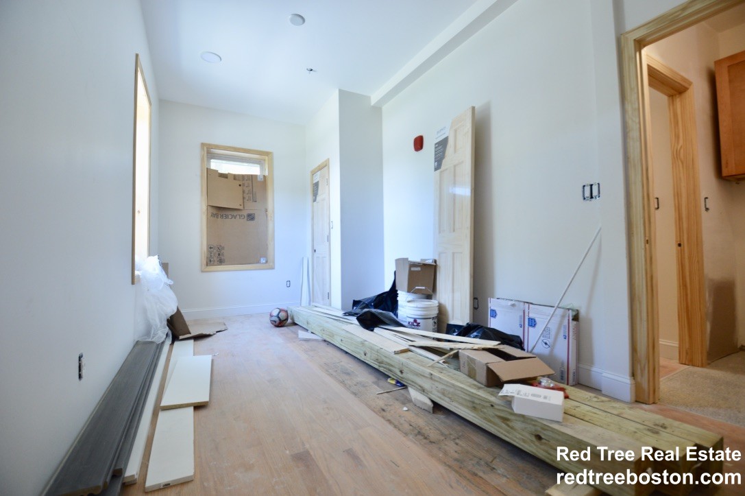 3 bed, 3 bath apartment for rent at 20 Winthrop St Unit 1, Roxbury