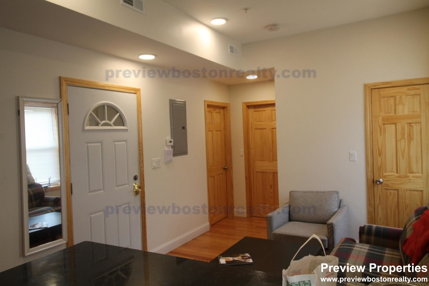 4 bed, 2 bath apartment for rent at 20 Winthrop St Unit 2P, Roxbury — photo 5 of 9