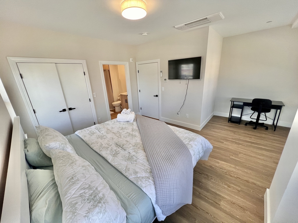 2 bed, 2 bath apartment for rent at 20 Woburn St Unit 201, Reading — photo 11 of 13