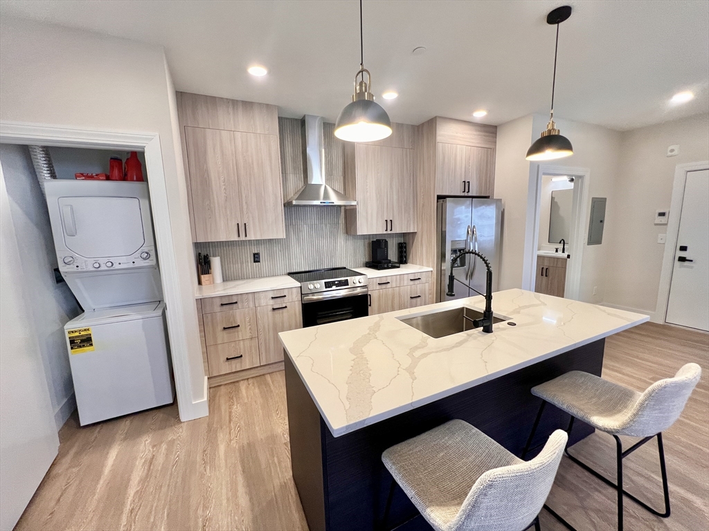 2 bed, 2 bath apartment for rent at 20 Woburn St Unit 201, Reading — photo 6 of 13