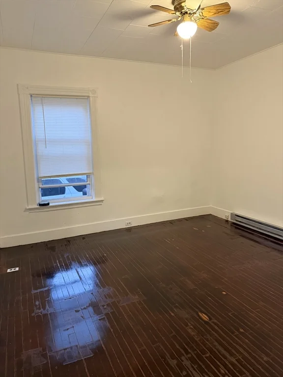 3 bed, 1 bath apartment for rent at 20 Woodbine St Unit 1, Worcester — photo 4 of 13
