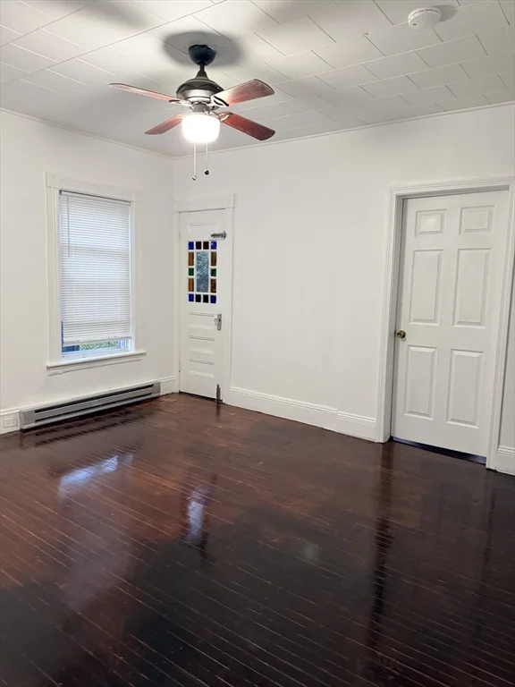 3 bed, 1 bath apartment for rent at 20 Woodbine St Unit 1, Worcester — photo 5 of 13
