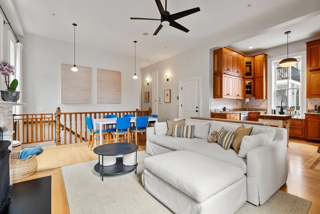 3 bed, 2 bath apartment for rent at 200 Amory St Unit 1, Jamaica Plain — photo 3 of 23