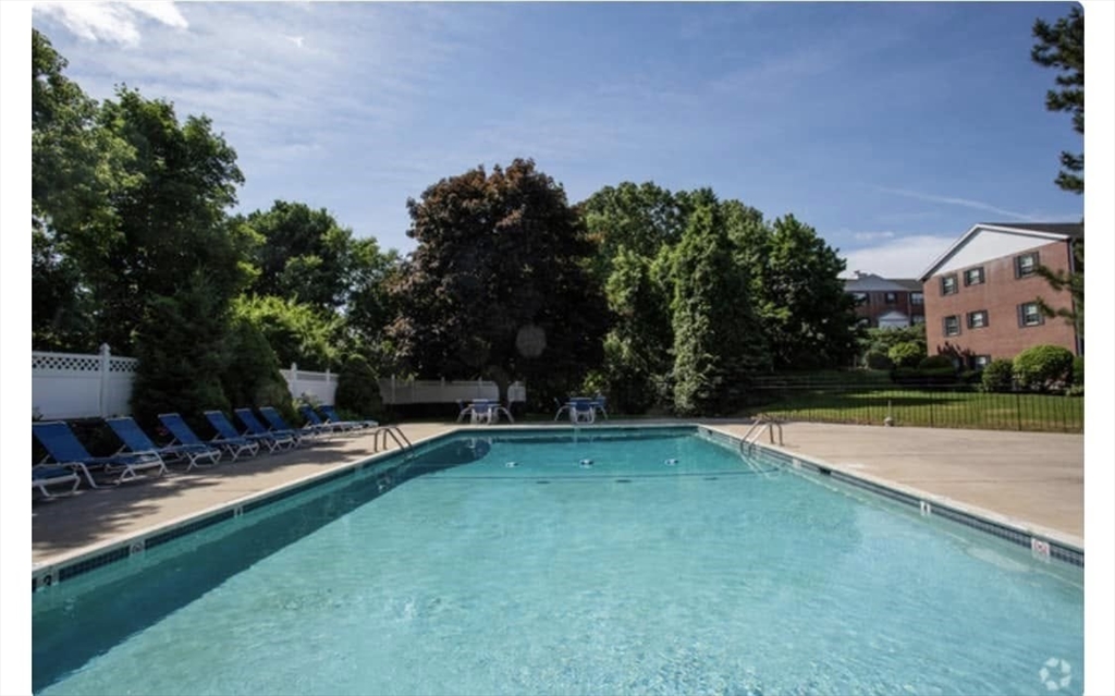 2 bed, 1 bath apartment for rent at 200 Bedford Rd Unit 10B, Woburn — photo 8 of 14