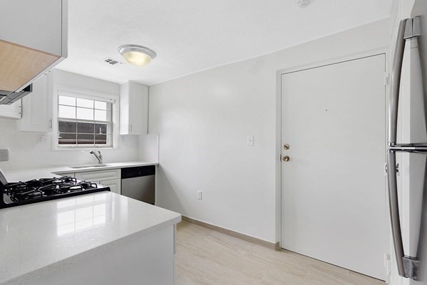 2 bed, 1 bath apartment for rent at 200 Bedford Rd Unit 9E, Woburn — photo 7 of 13