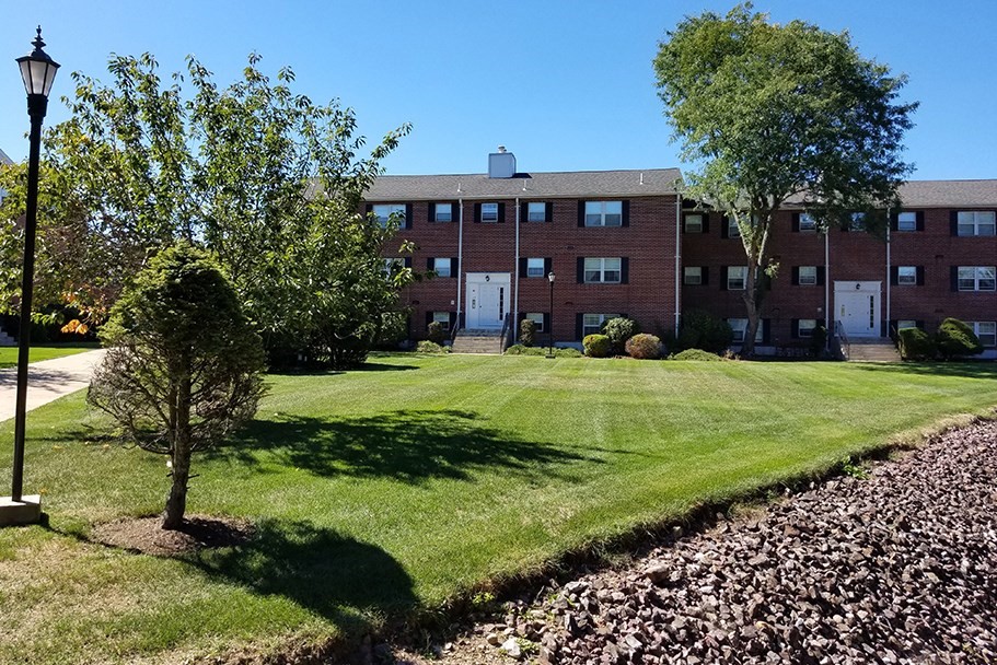 2 bed, 1 bath apartment for rent at 200 Bedford Rd Unit 9E, Woburn — photo 11 of 13