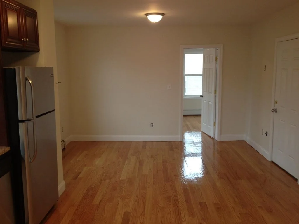 1 bed, 1 bath apartment for rent at 200 Brooks St Unit 2, Eagle Hill — photo 3 of 6