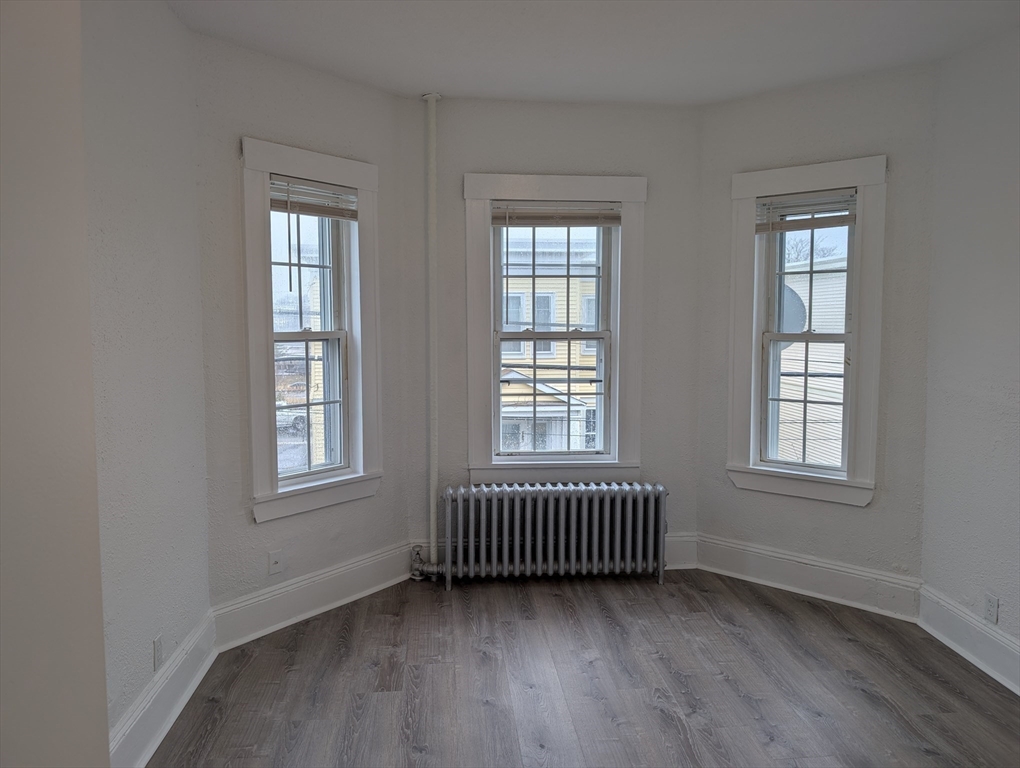 3 bed, 1 bath apartment for rent at 200 Congress Unit 2, Chelsea — photo 6 of 16