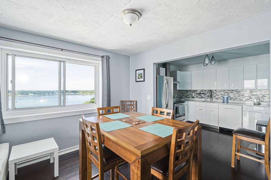 1 bed, 1 bath apartment for rent at 200 Cove Way Unit 1012, Quincy Point — photo 3 of 20