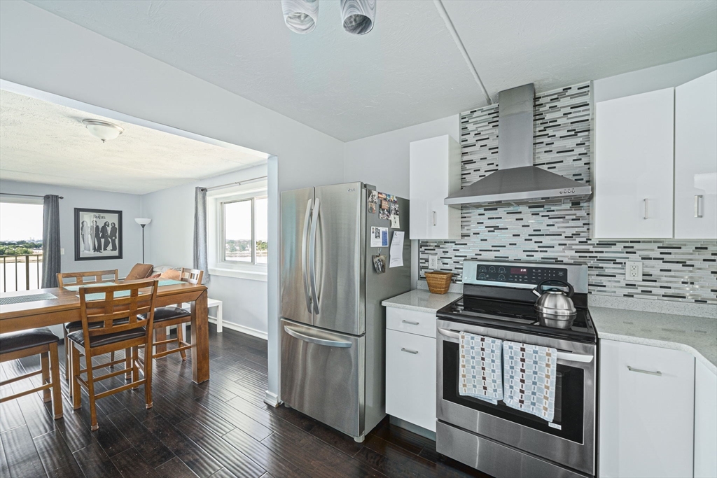 1 bed, 1 bath apartment for rent at 200 Cove Way Unit 1012, Quincy Point — photo 6 of 20