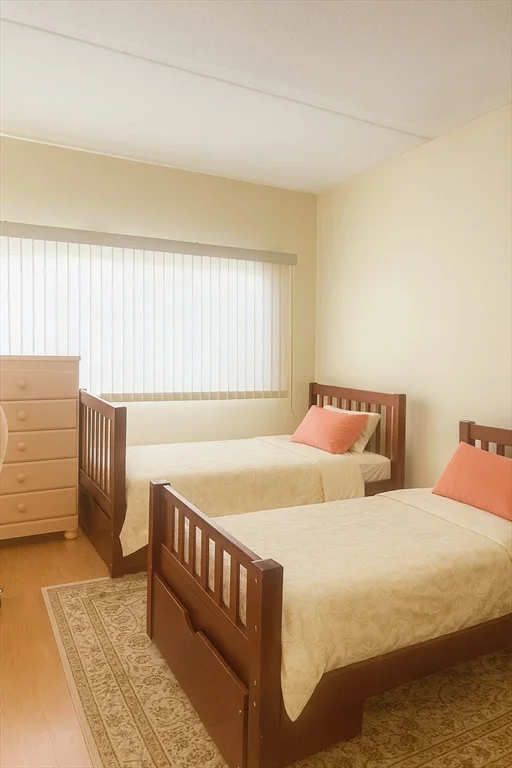 2 bed, 2 bath apartment for rent at 200 Cove Way Unit 107, Quincy — photo 3 of 6