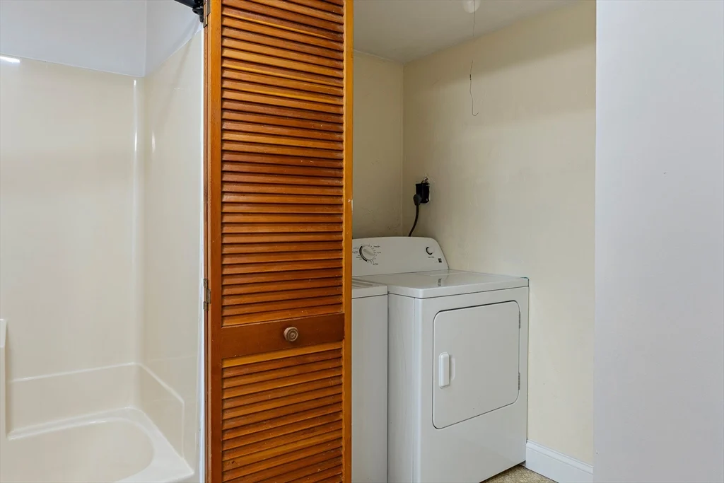 2 bed, 2 bath apartment for rent at 200 Cove Way Unit 217, Quincy Point — photo 14 of 25